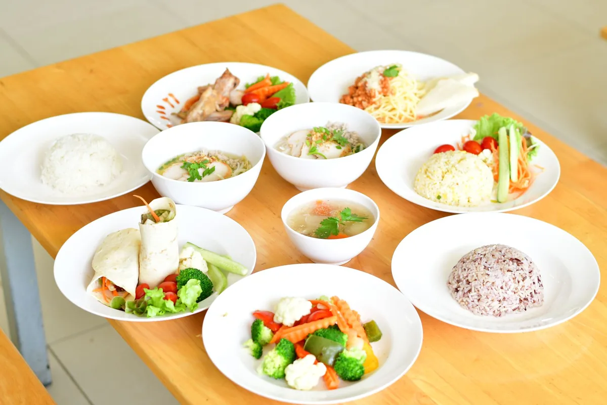 Thực đơn cơm văn phòng lành mạnh giúp bạn duy trì năng lượng suốt ngày dài